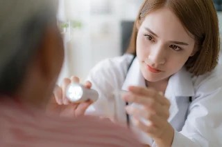 Curso gratuito de Básico em ASB no Atendimento à Pacientes com Câncer Bucal