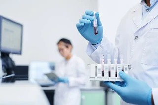 Curso gratuito de Básico em Assistência em Exames Laboratoriais