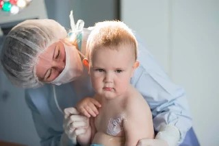 Curso gratuito de Básico em Enfermagem Pediátrica