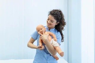 Curso gratuito de Noções Básicas em Primeiros Socorros Infantil